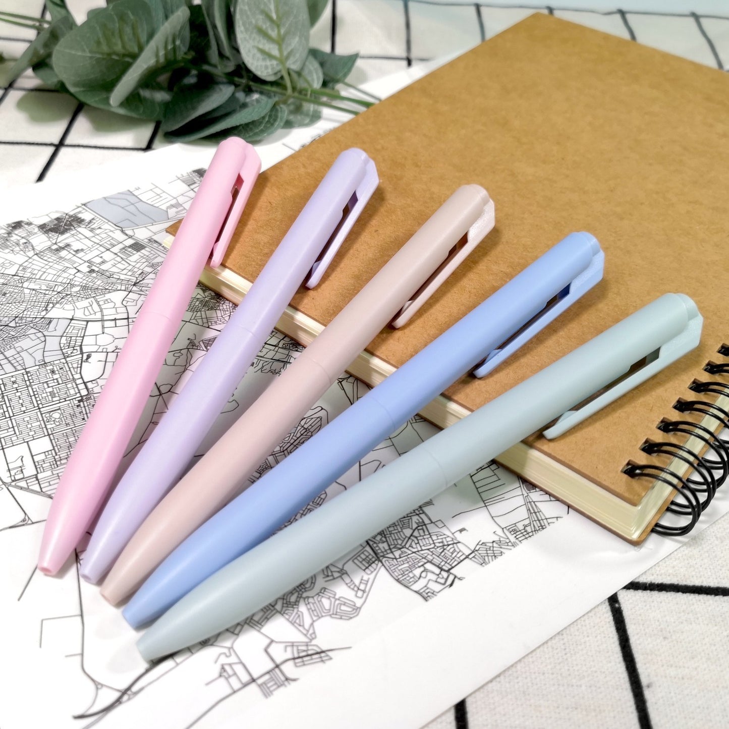 柔霧按壓式中油筆